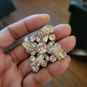 Weiss rhinestone pin 1950s brooch clear  stones